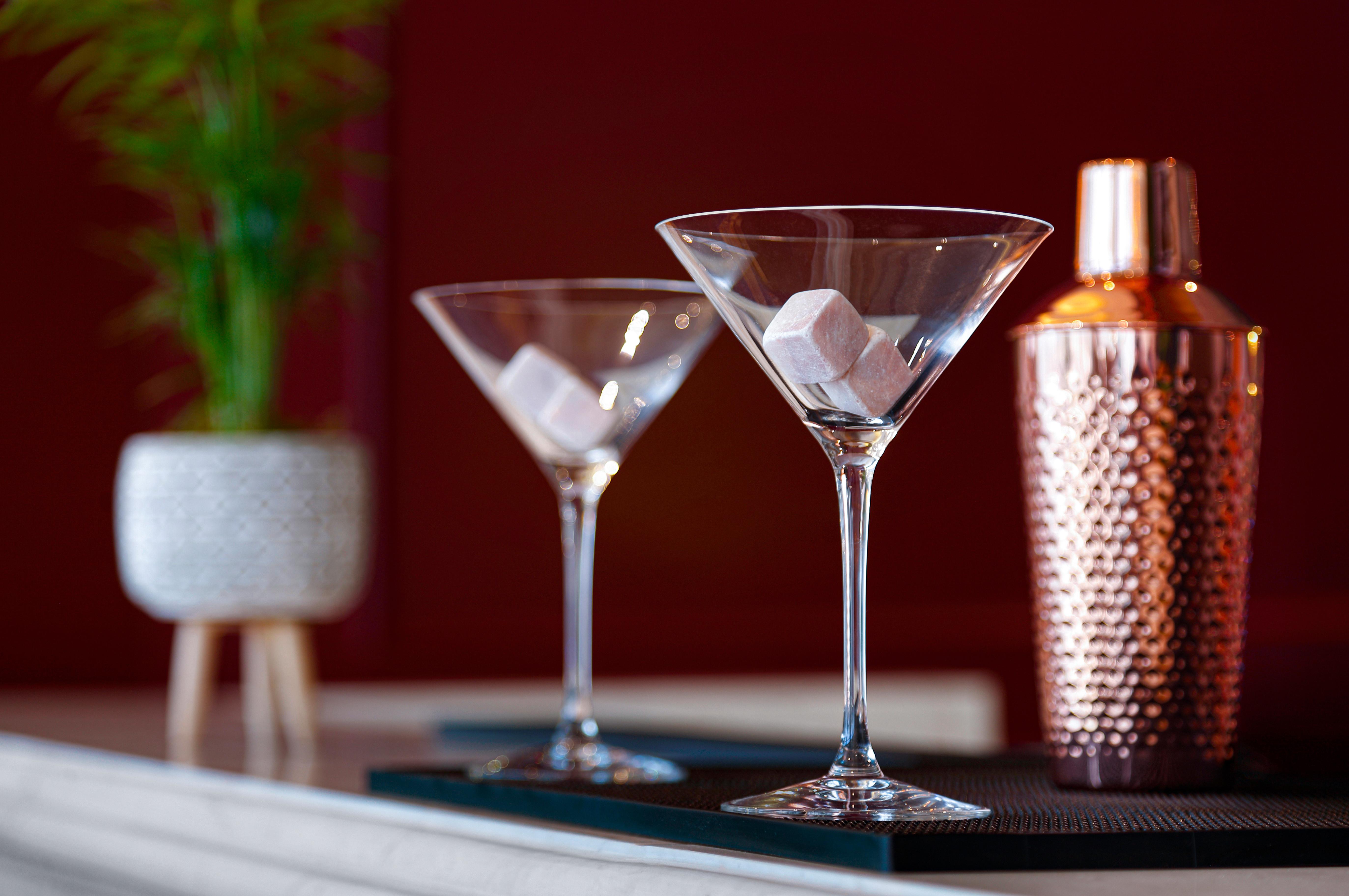 Hotel Wanda Vista Istanbul Exterior foto A martini glass