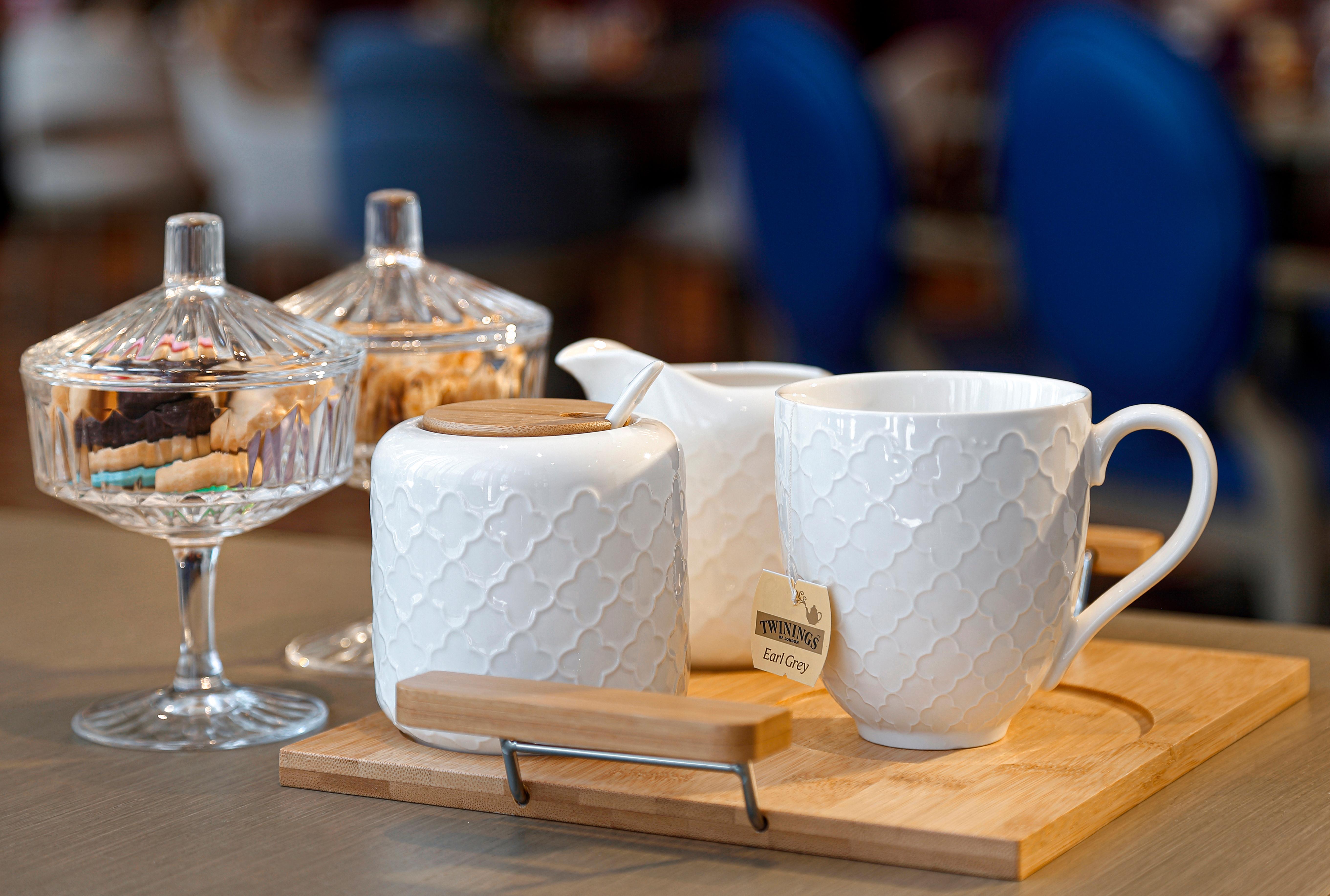 Hotel Wanda Vista Istanbul Exterior foto Tea service